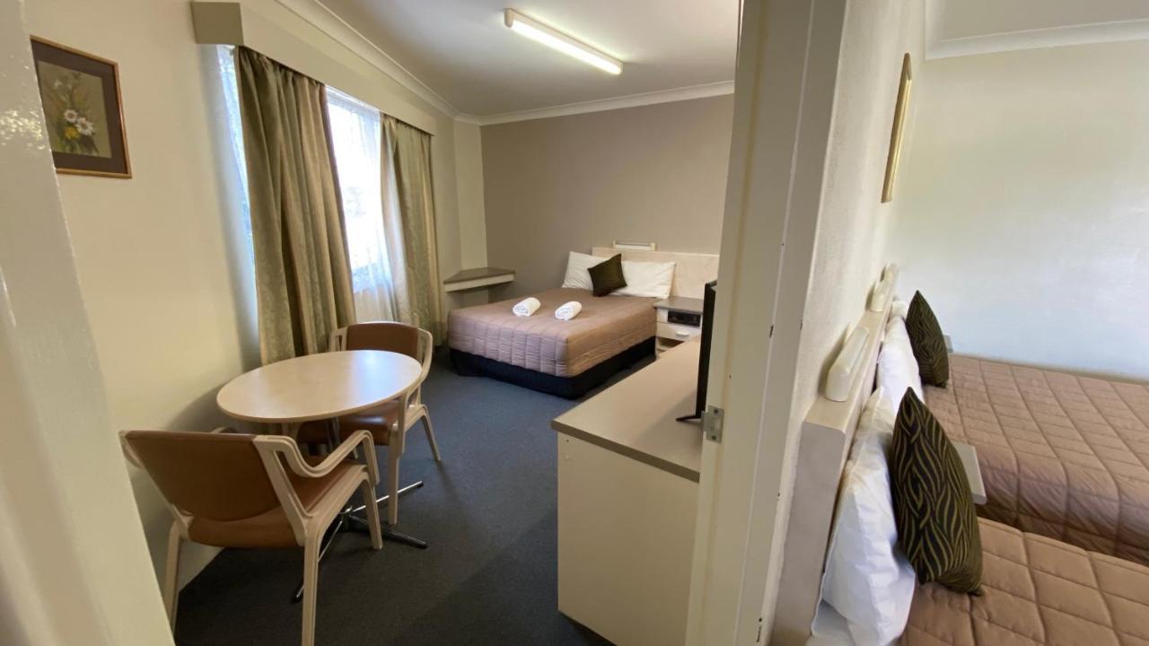 Sapphire City Motor Inn Inverell Buitenkant foto