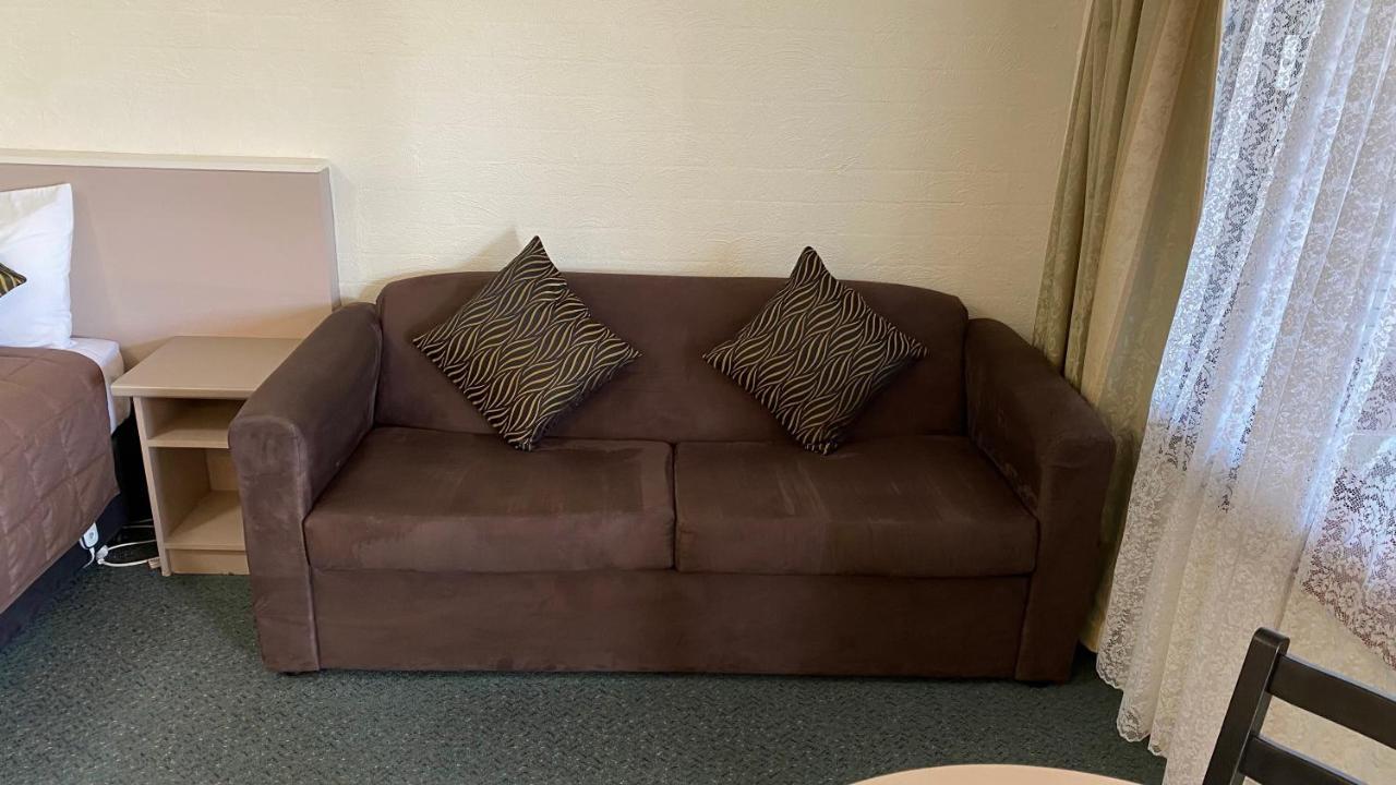 Sapphire City Motor Inn Inverell Buitenkant foto
