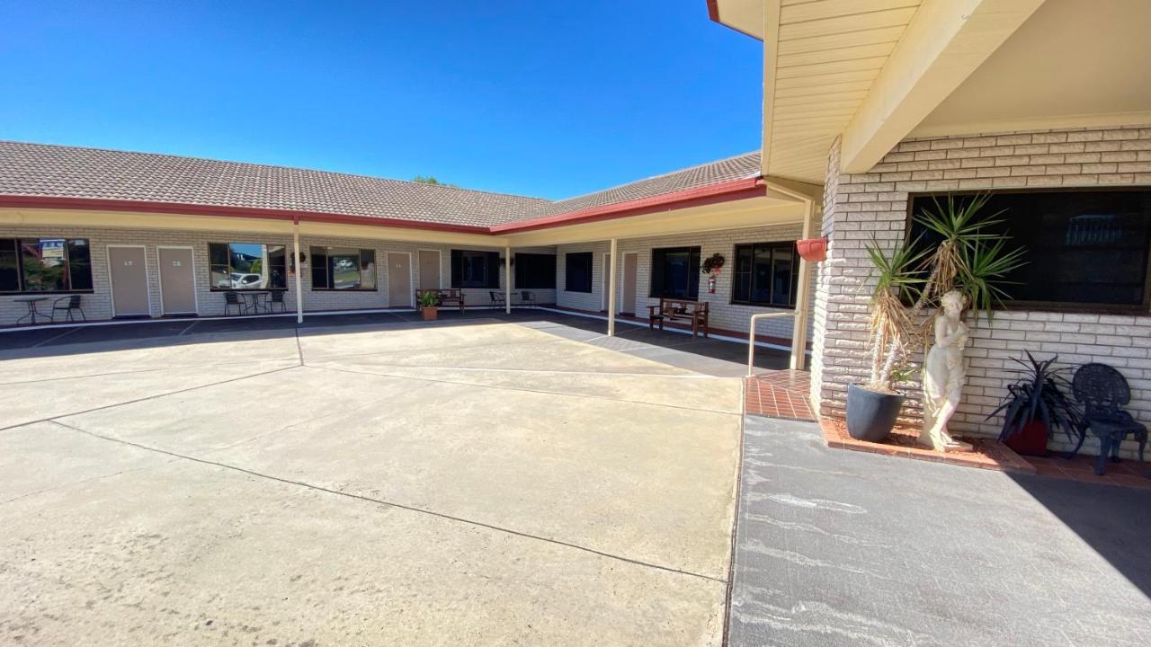 Sapphire City Motor Inn Inverell Buitenkant foto