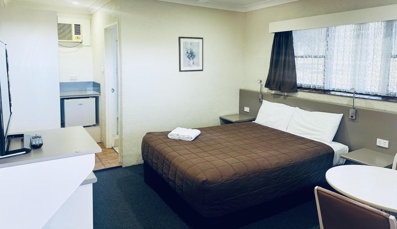 Sapphire City Motor Inn Inverell Buitenkant foto