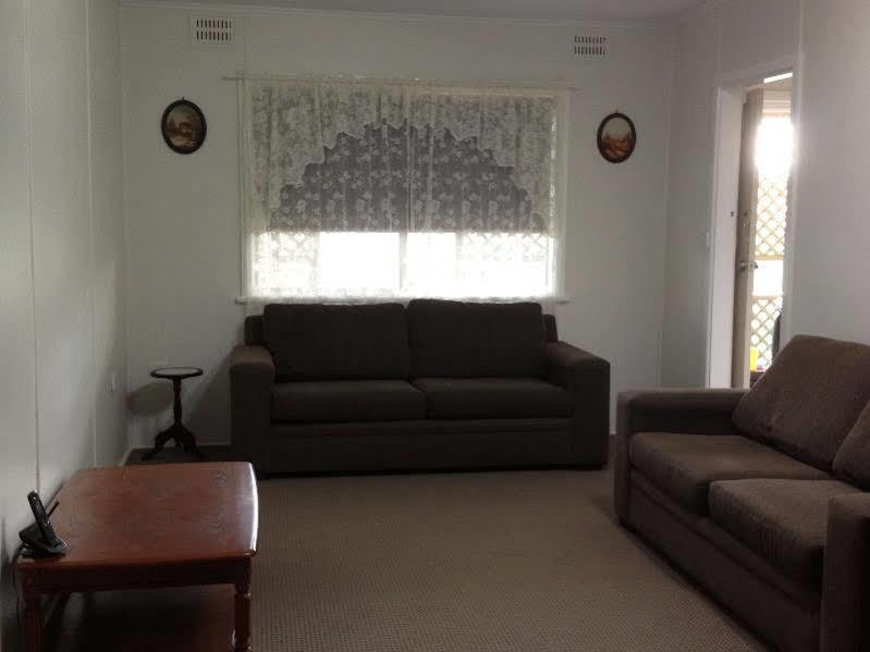Sapphire City Motor Inn Inverell Buitenkant foto
